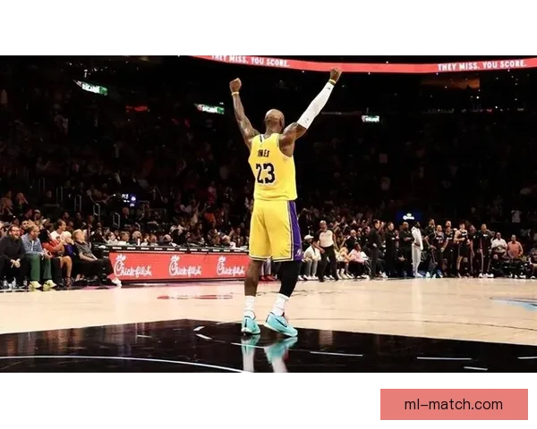 勇士格林：詹杜不断突破极限 KD超越乔丹成历史传奇