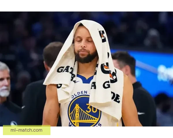 勇士官方确认波斯特脚部受伤离场 本场比赛不再回归